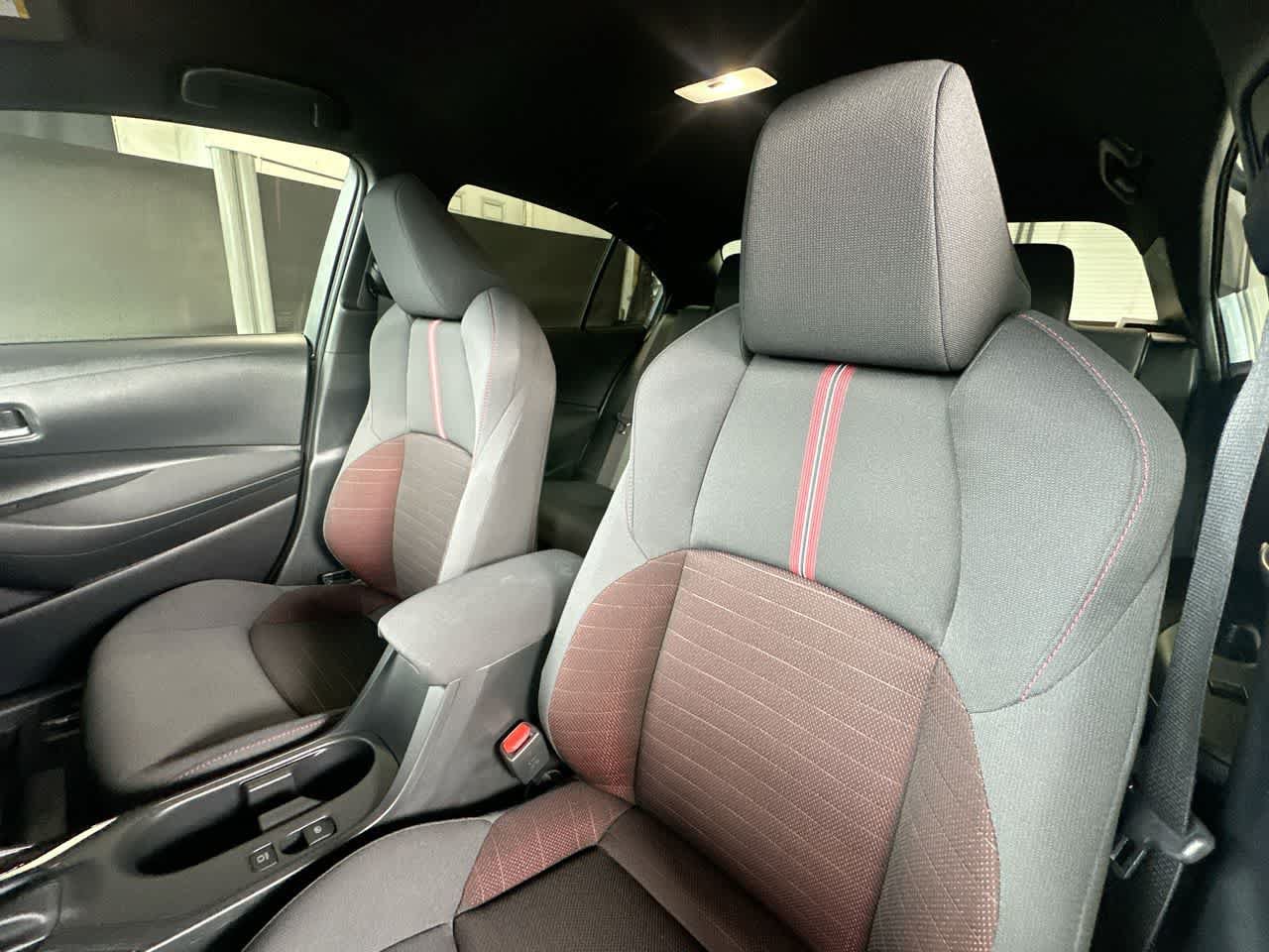 Used 2026 Toyota Corolla SE FWD image 14