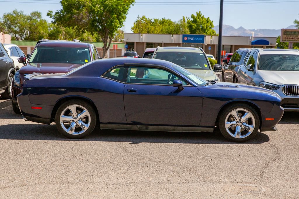 Used 2013 Dodge Challenger R/T RWD image 5