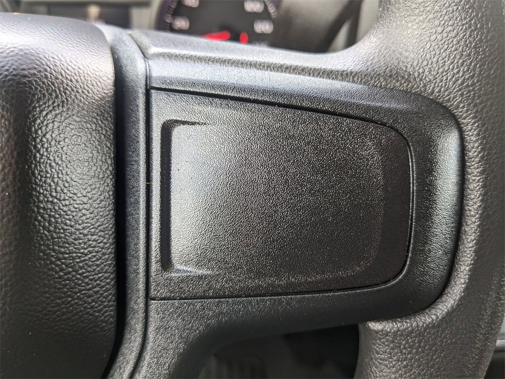 Used 2022 Chevrolet Silverado 1500 Custom image 14