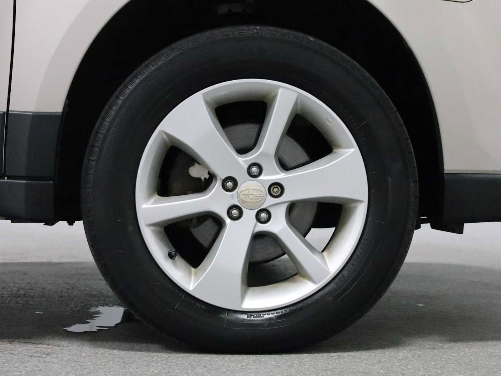 Used 2014 Subaru Outback 2.5i Premium AWD/4WD image 12