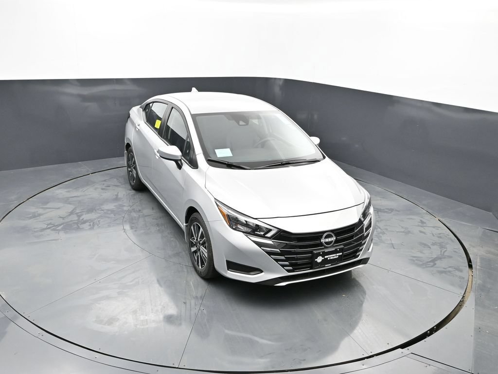 New 2025 Nissan Versa SV w/ Trunk Package FWD image 18