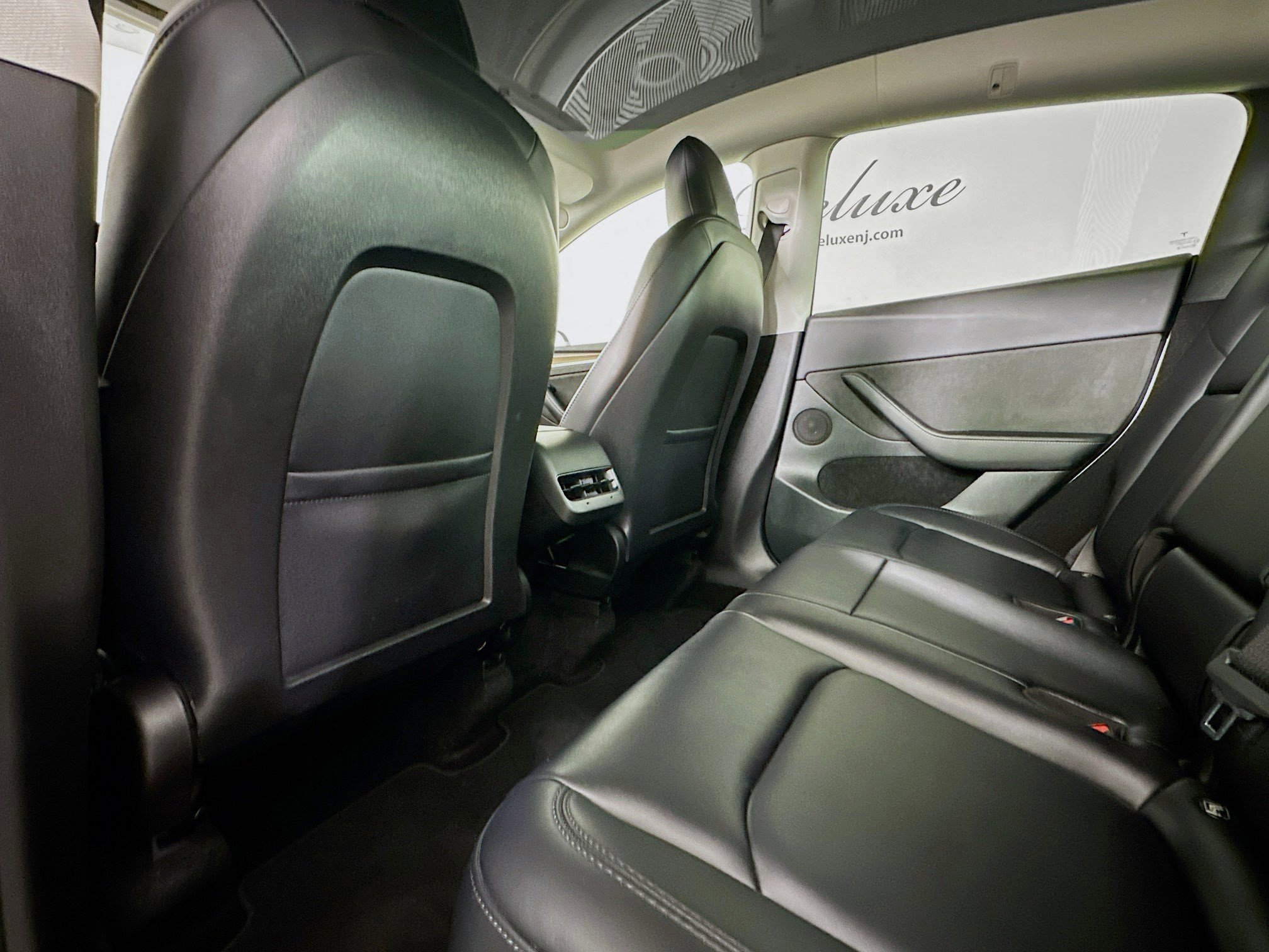 Used 2023 Tesla Model Y Performance image 23