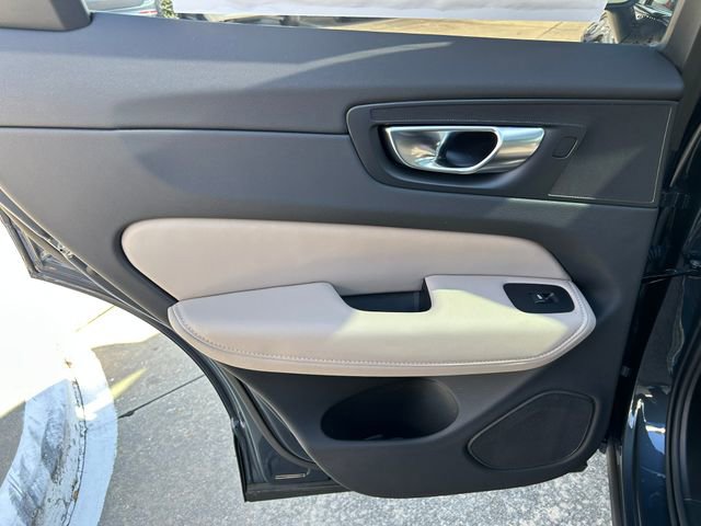 New 2026 Volvo XC60 B5 Plus w/ Climate Package image 16