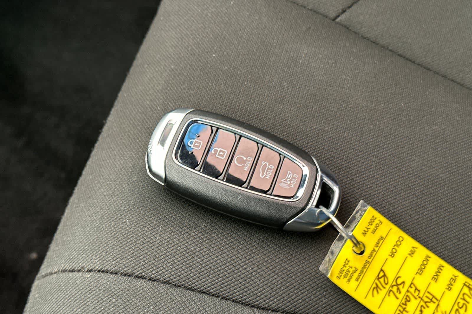 Used 2023 Hyundai Elantra SEL w/ Convenience Package FWD image 23