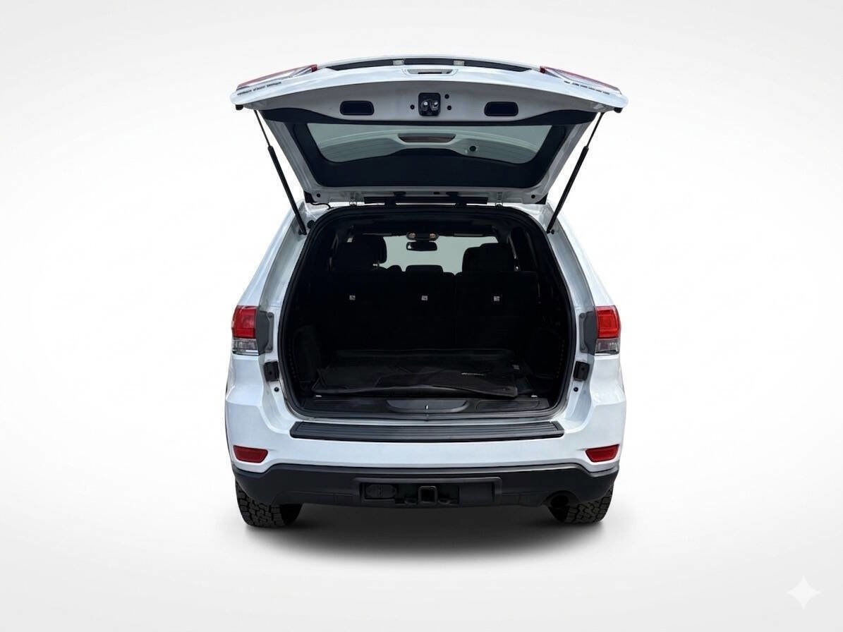 Used 2014 Jeep Grand Cherokee Laredo w/ Quick Order Package 23E image 9