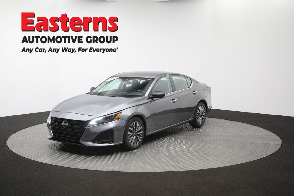 Used 2024 Nissan Altima 2.5 SV FWD image 58