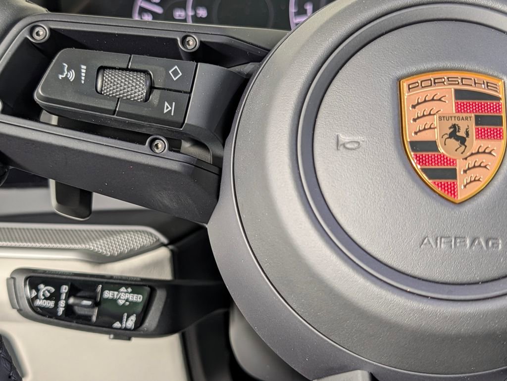 New 2026 Porsche Cayenne Coupe image 38