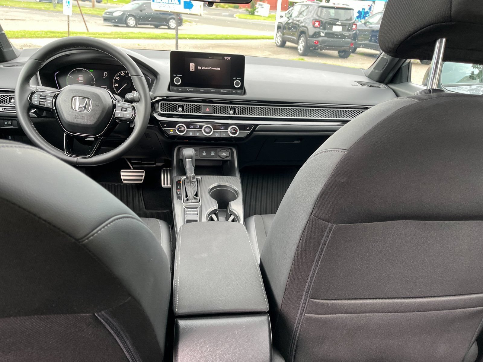 Used 2025 Honda Civic Sport image 14