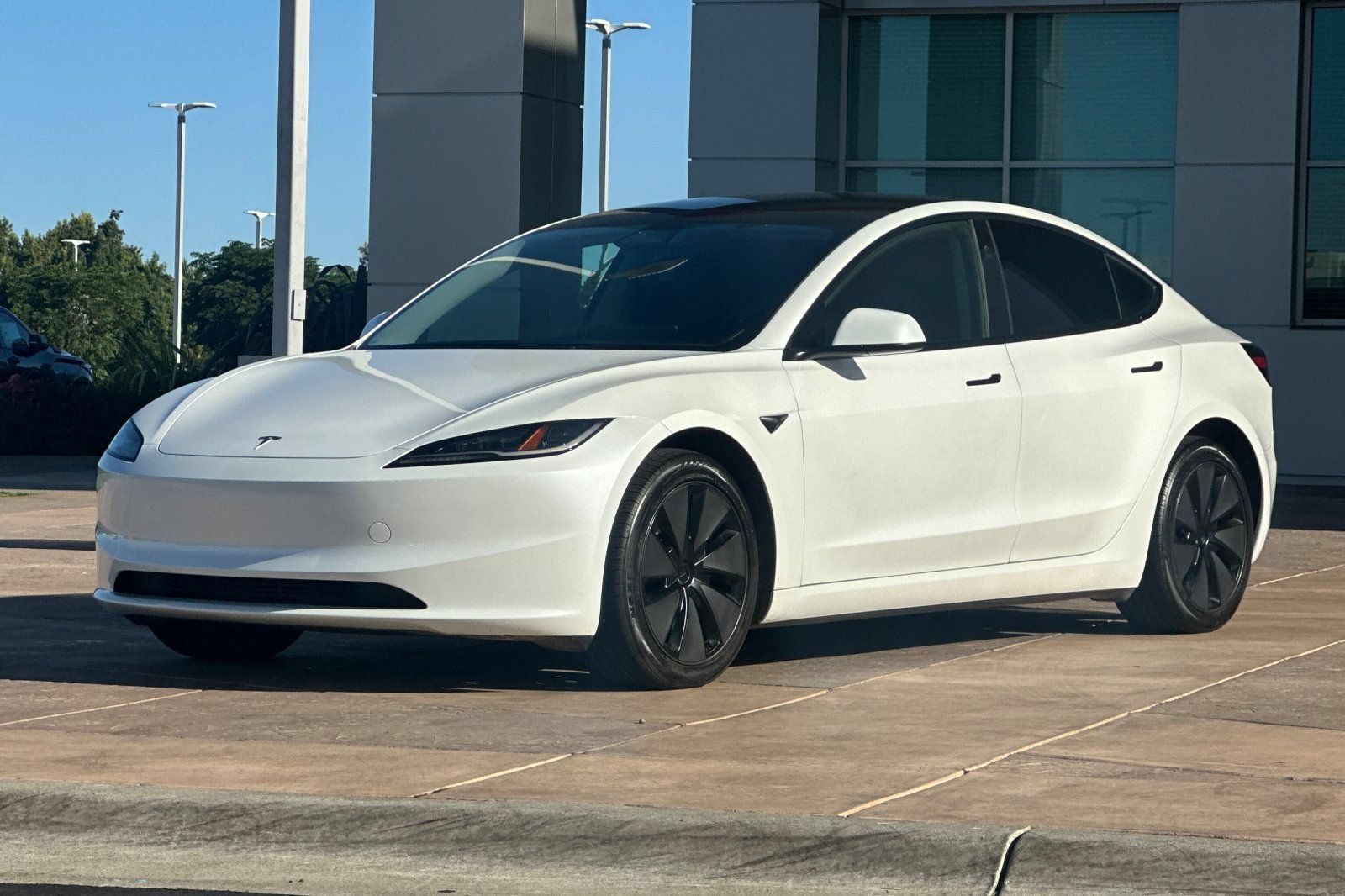 Used 2024 Tesla Model 3 Long Range AWD/4WD image 8