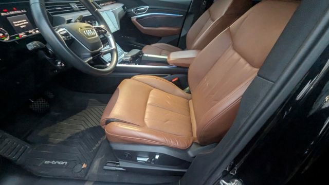 Used 2021 Audi e-tron Prestige image 17