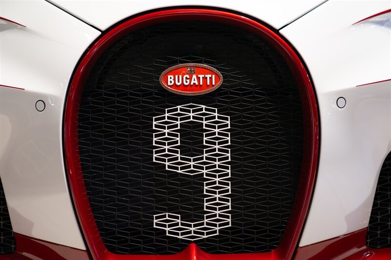 Used 2024 Bugatti Chiron Super Sport AWD/4WD image 65
