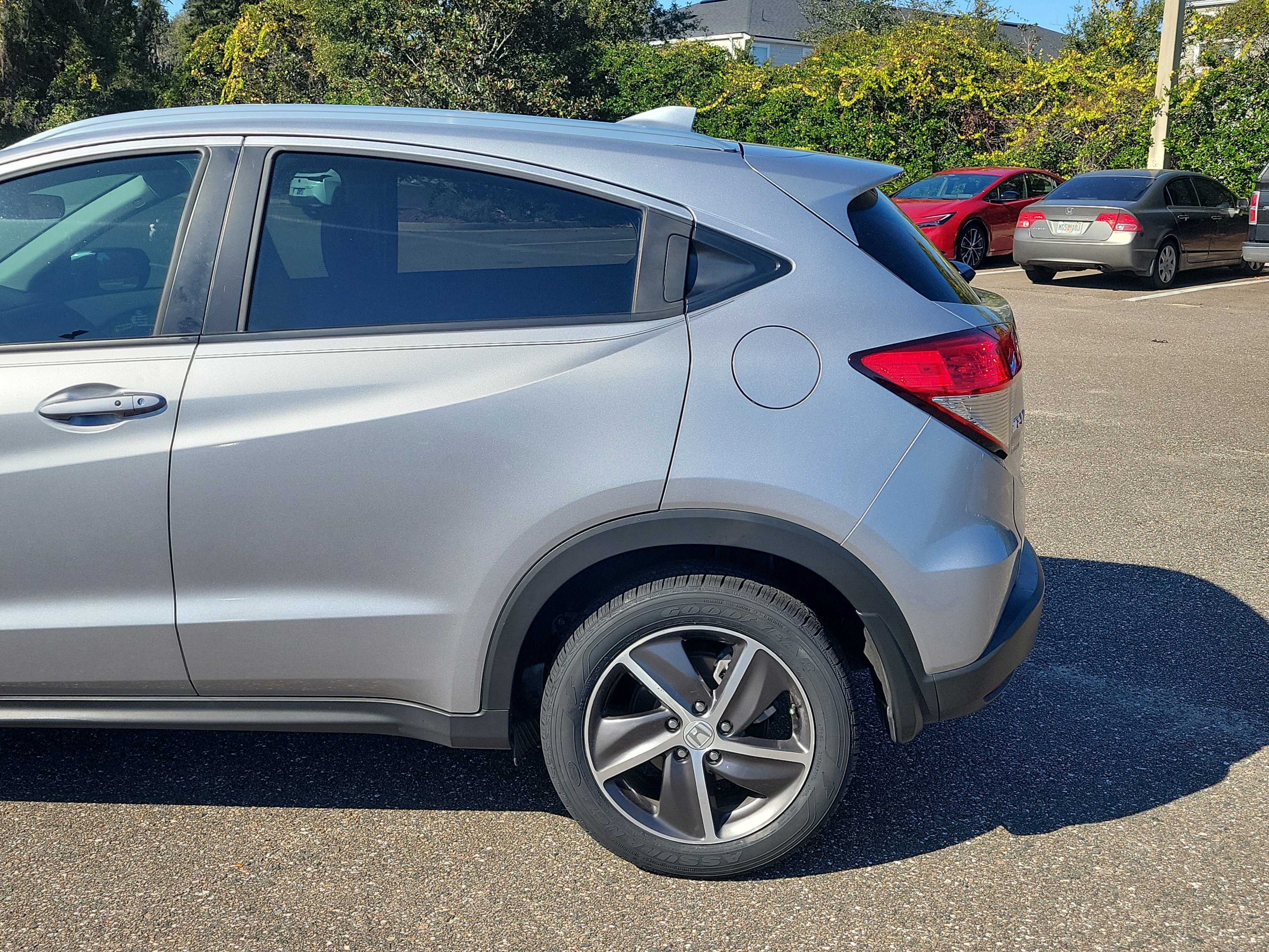 Used 2022 Honda HR-V EX image 4