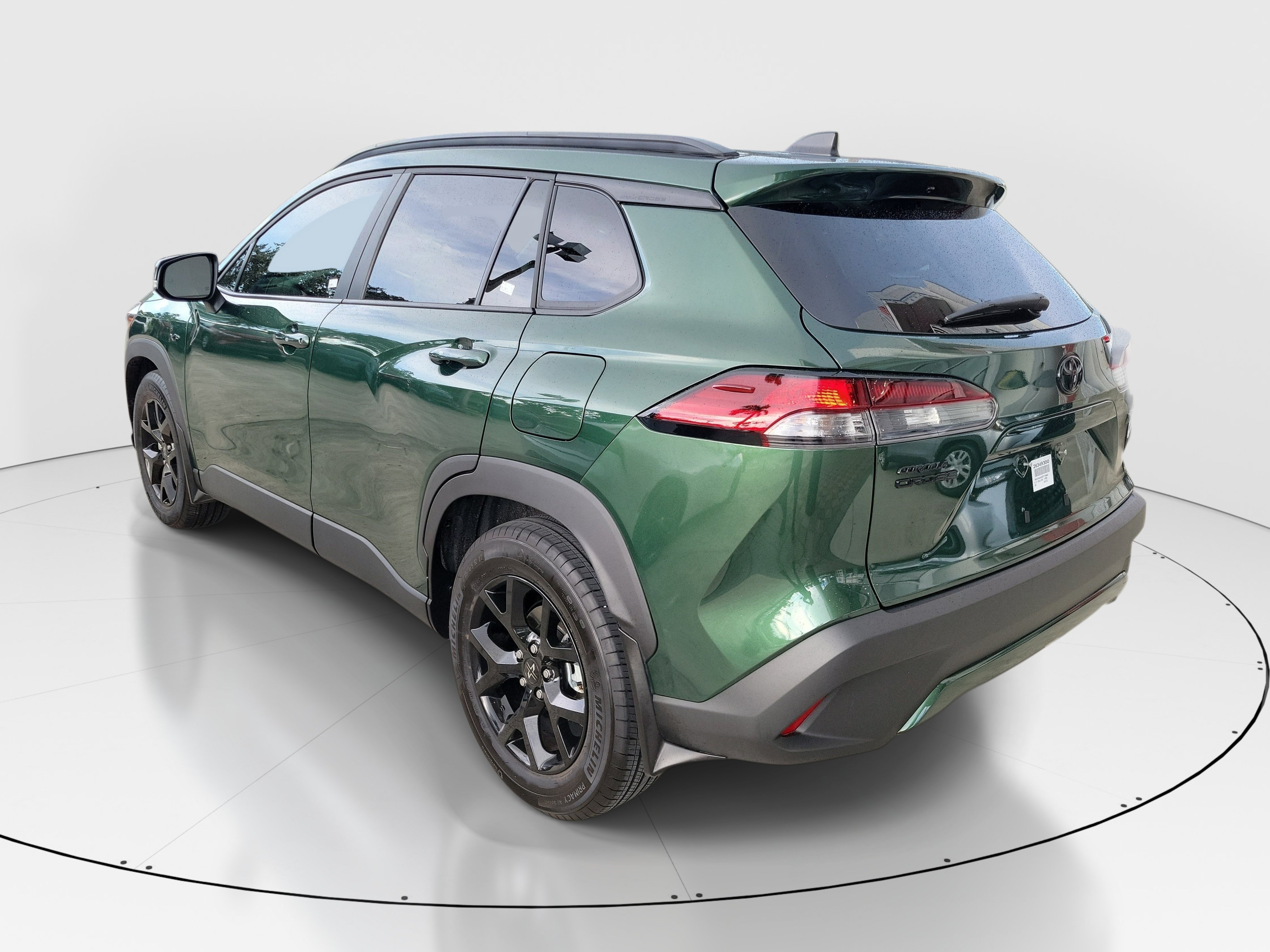 Certified 2026 Toyota Corolla Cross LE FWD image 4