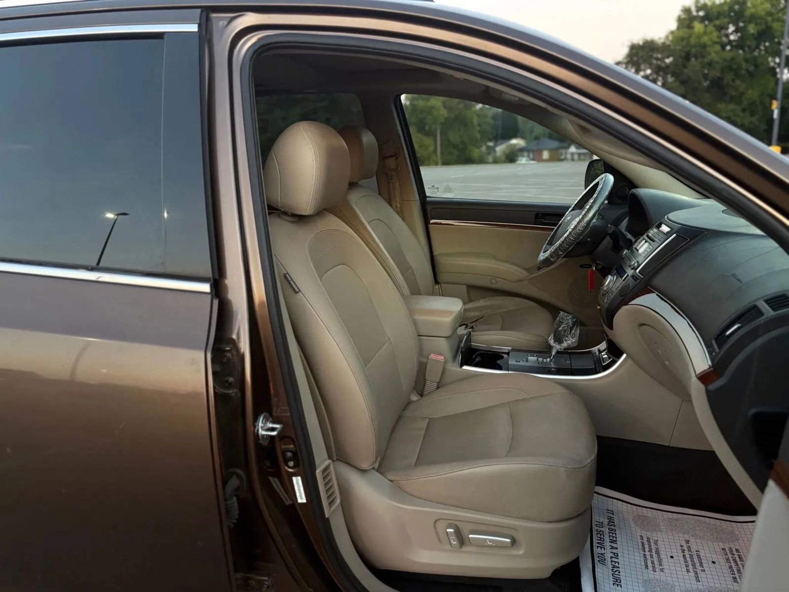 Used 2010 Hyundai Veracruz Limited image 16