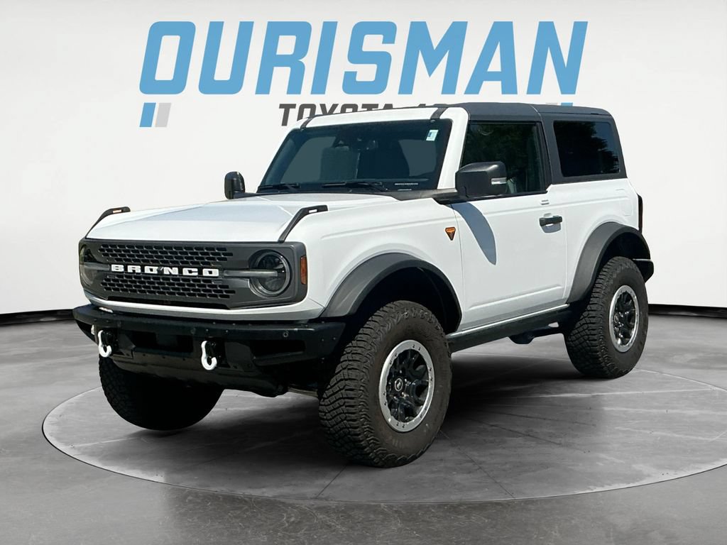 Used 2023 Ford Bronco Badlands AWD/4WD image 3