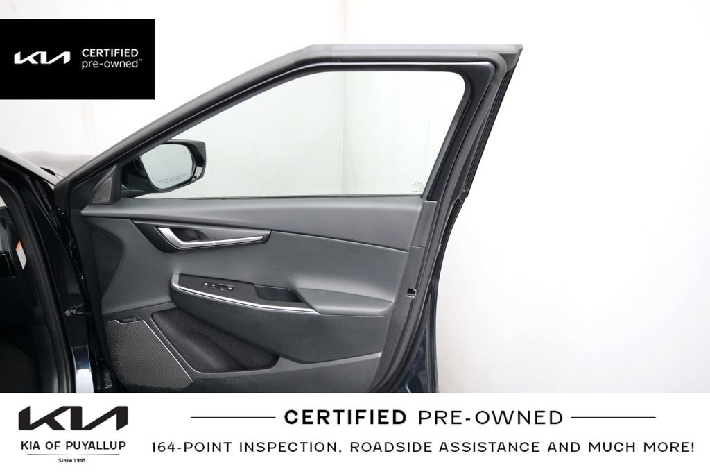Certified 2023 Kia EV6 Wind w/ Wind Technology Package AWD/4WD image 16