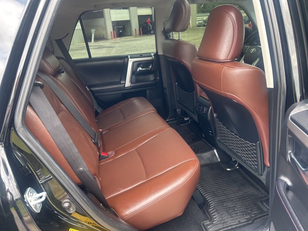 Used 2018 Toyota 4Runner Limited AWD/4WD image 25