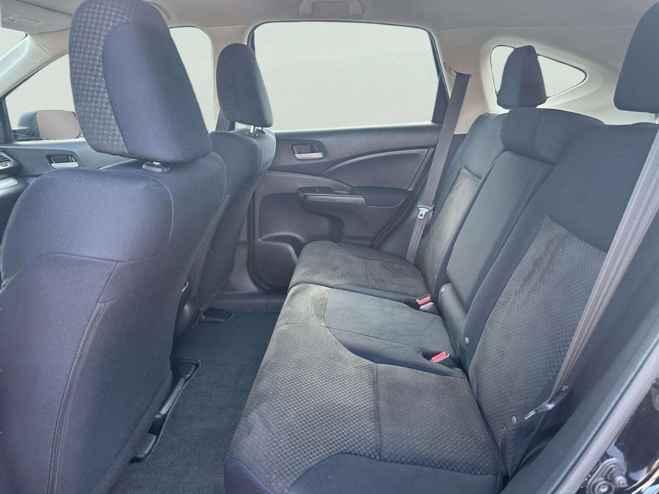 Used 2016 Honda CR-V LX image 15