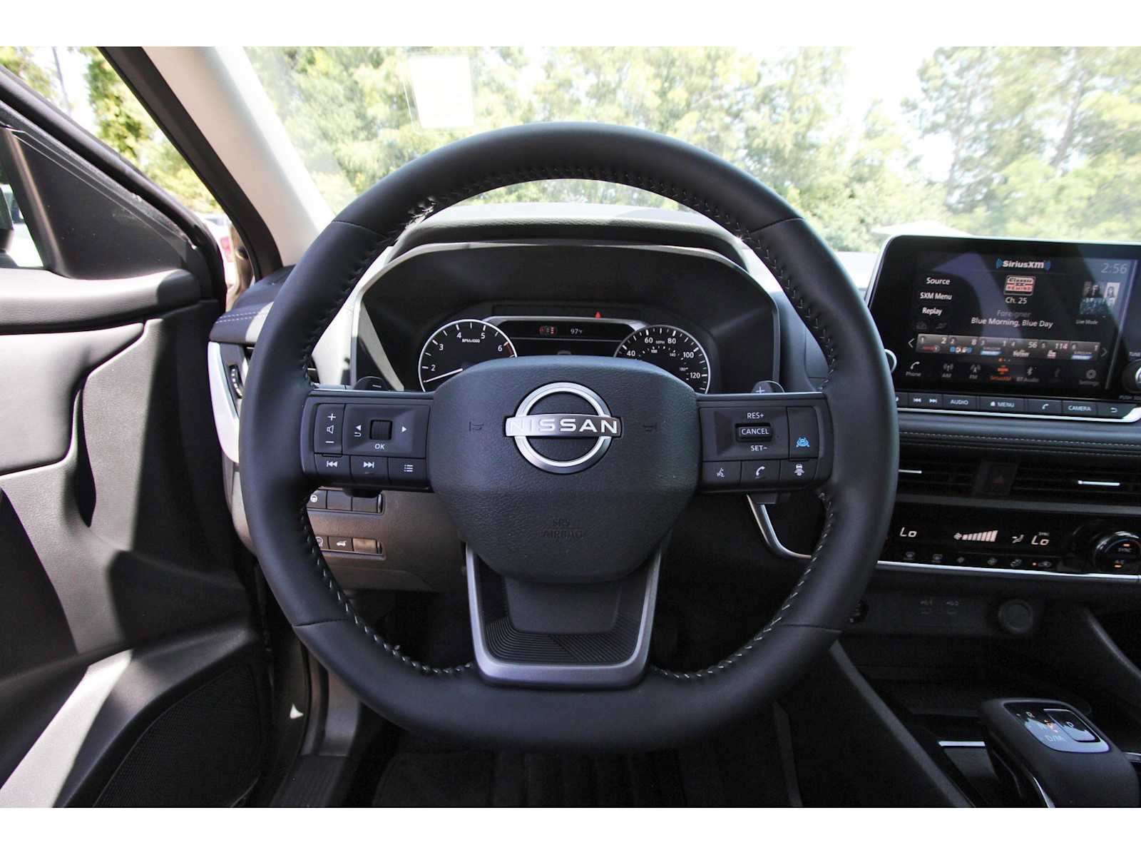 Used 2026 Nissan Rogue SV FWD image 13