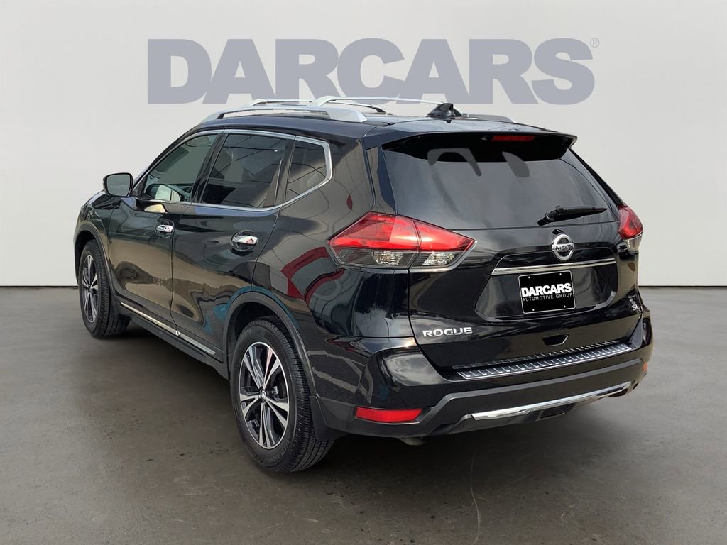 Used 2017 Nissan Rogue SL image 5