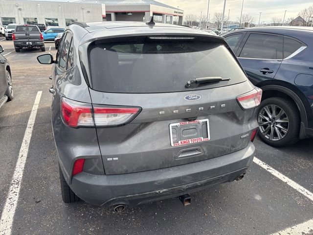 Used 2021 Ford Escape SE w/ SE Sport Appearance Package image 6