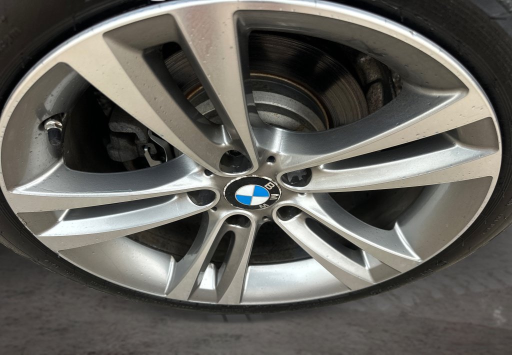 Used 2015 BMW 328i xDrive Sedan AWD/4WD image 19
