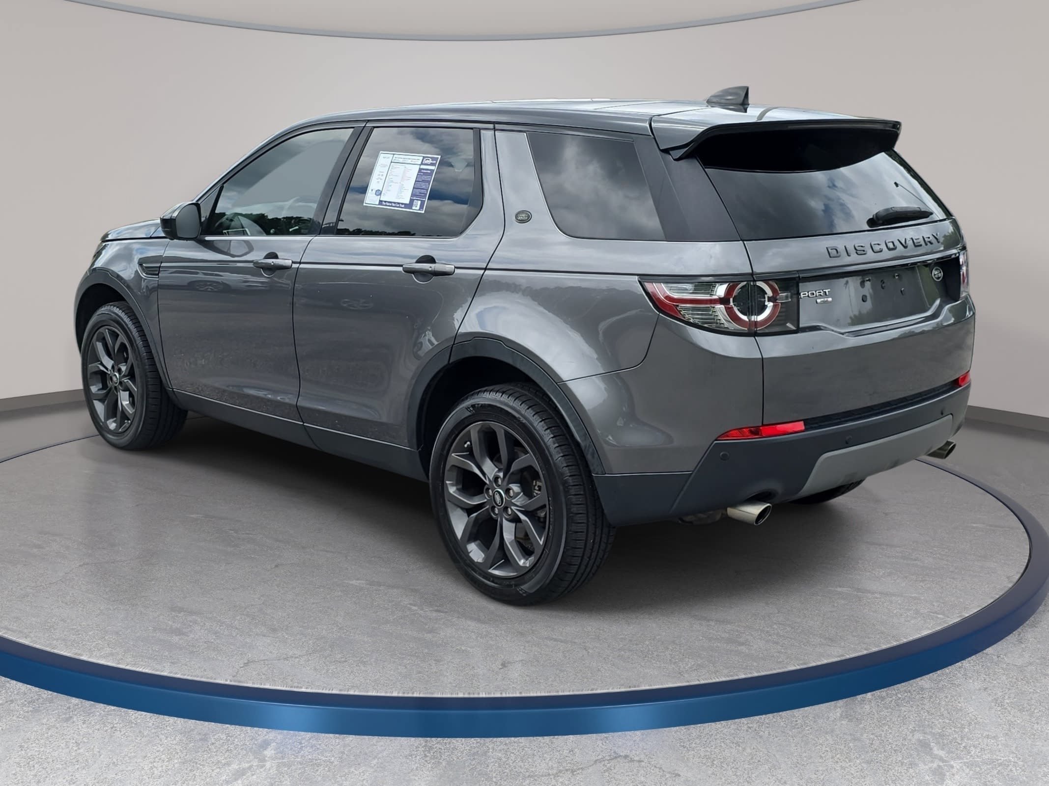 Used 2019 Land Rover Discovery Sport AWD/4WD image 7