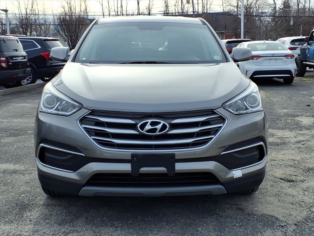 Used 2018 Hyundai Santa Fe Sport image 2