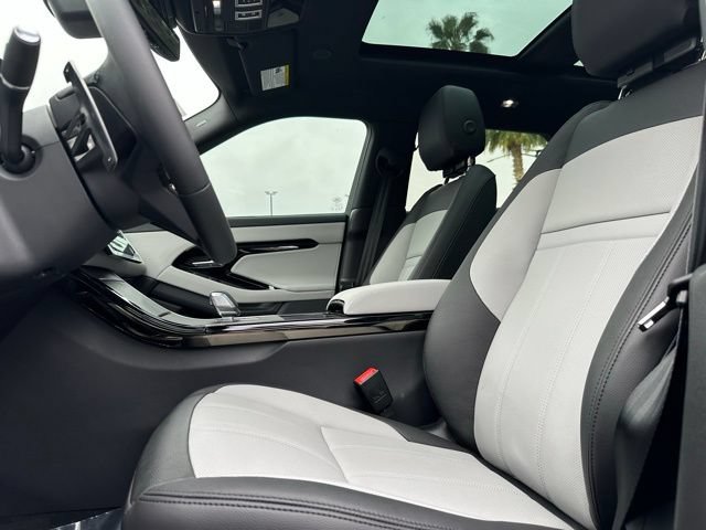 New 2026 Land Rover Range Rover Evoque Dynamic SE AWD/4WD image 5
