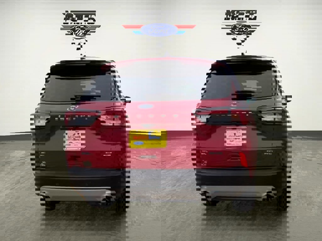 Used 2021 Ford Escape SEL w/ Technology Package image 4