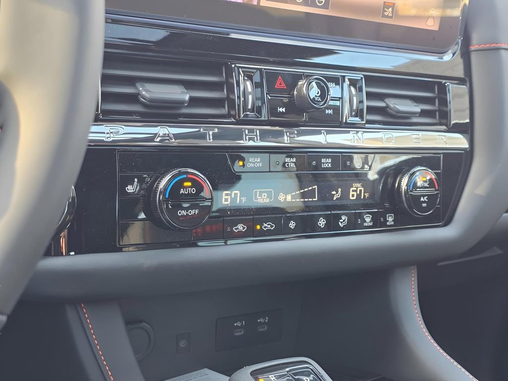 New 2026 Nissan Pathfinder SV image 30