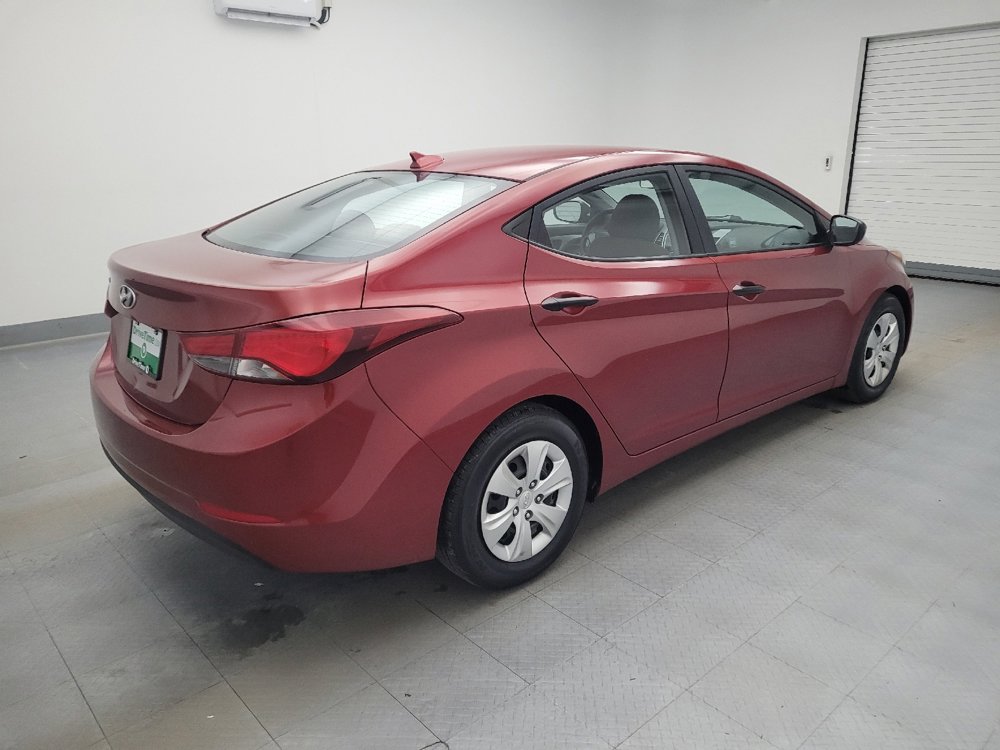Used 2016 Hyundai Elantra SE image 10