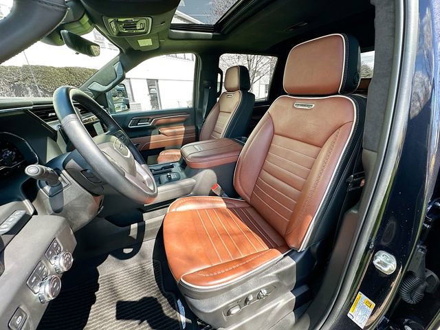 Used 2025 GMC Sierra 3500 Denali Ultimate AWD/4WD image 22