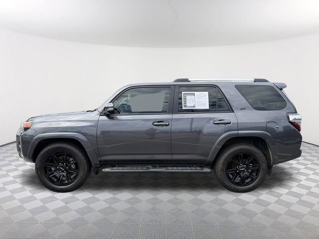 Used 2021 Toyota 4Runner SR5 Premium w/ Moonroof Package RWD image 8