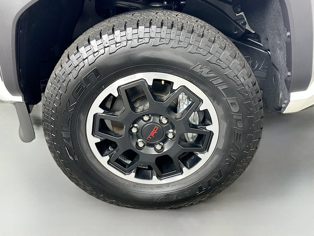 Certified 2025 Toyota Tacoma TRD Off-Road w/ TRD Off Road Upgrade Package AWD/4WD image 30