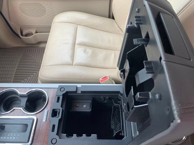 Used 2014 Ford Expedition EL XLT w/ Equipment Group 202A AWD/4WD image 36