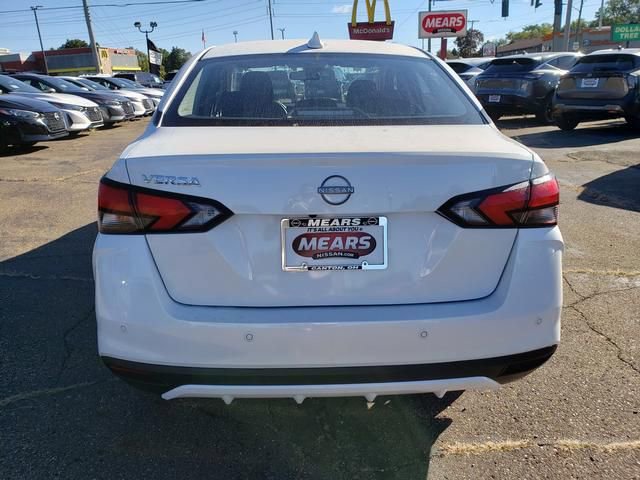 New 2025 Nissan Versa SV w/ Trunk Package image 5