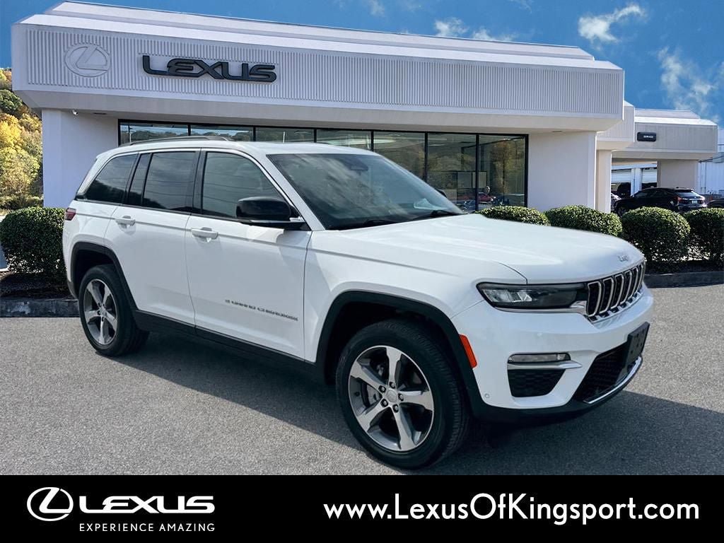 Used 2024 Jeep Grand Cherokee Limited w/ Luxury Tech Group II AWD/4WD image 7