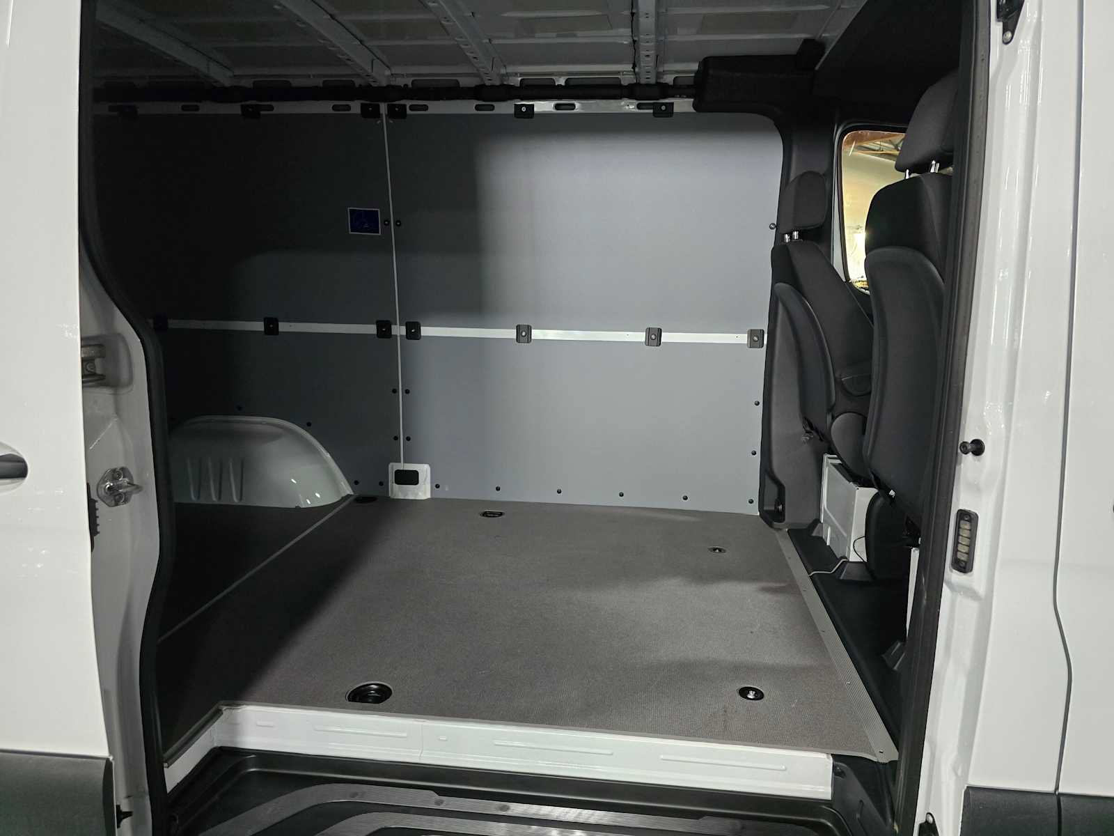 Used 2025 Mercedes-Benz Sprinter 2500 image 12