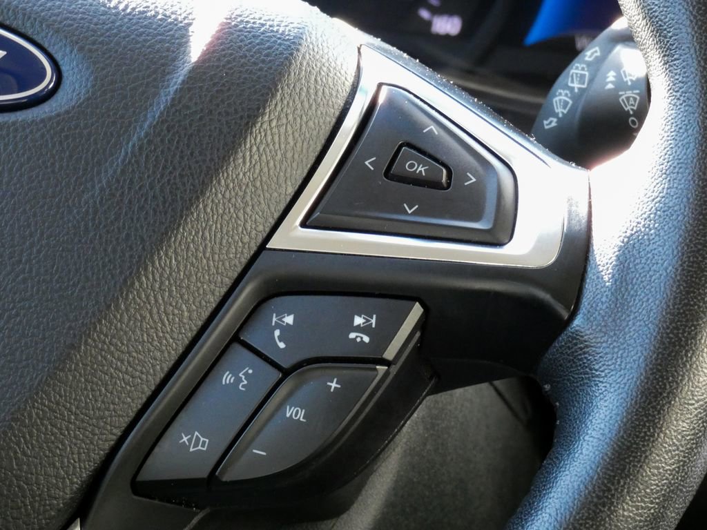 Used 2022 Ford Edge Titanium image 16