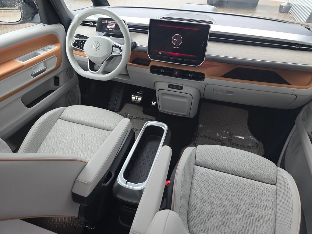 New 2025 Volkswagen ID. Buzz 1st Edition image 3