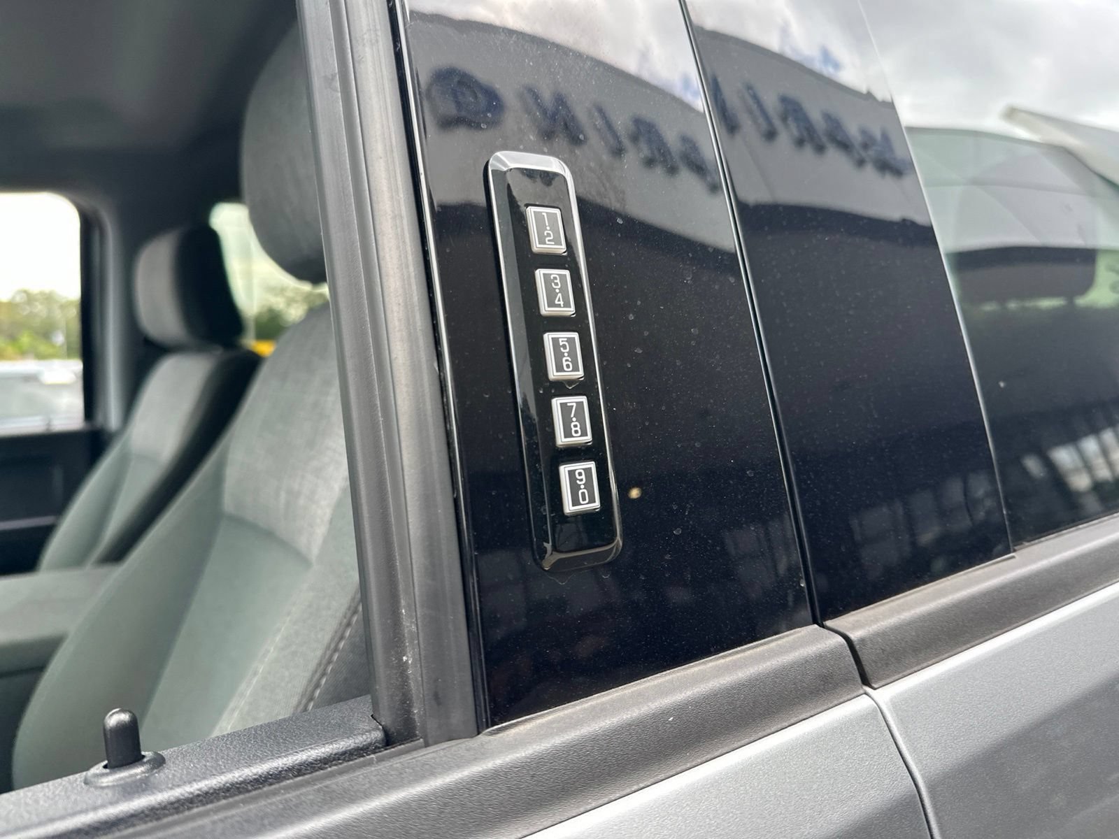 Used 2024 Ford F450 XLT AWD/4WD image 13