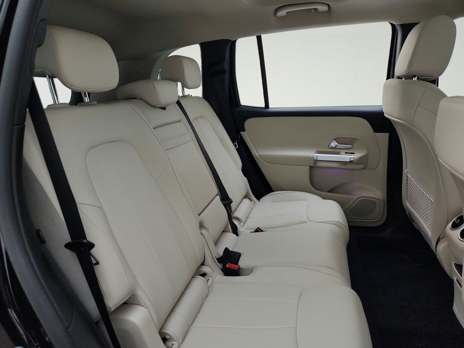 Used 2023 Mercedes-Benz GLB 250 image 31