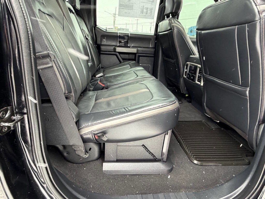 Used 2022 Ford F450 Platinum w/ FX4 Off-Road Package image 59