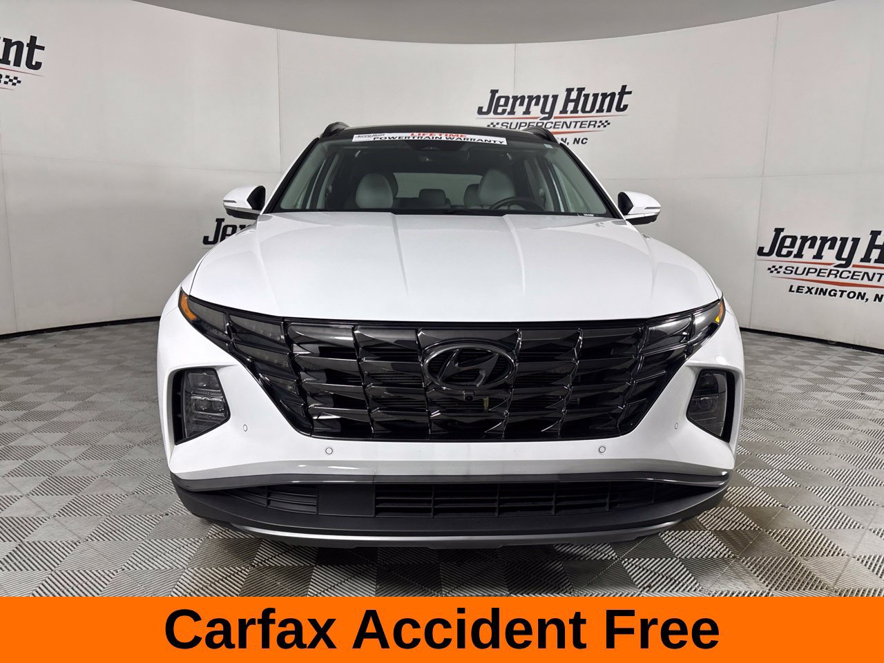 Used 2024 Hyundai Tucson Limited FWD image 3