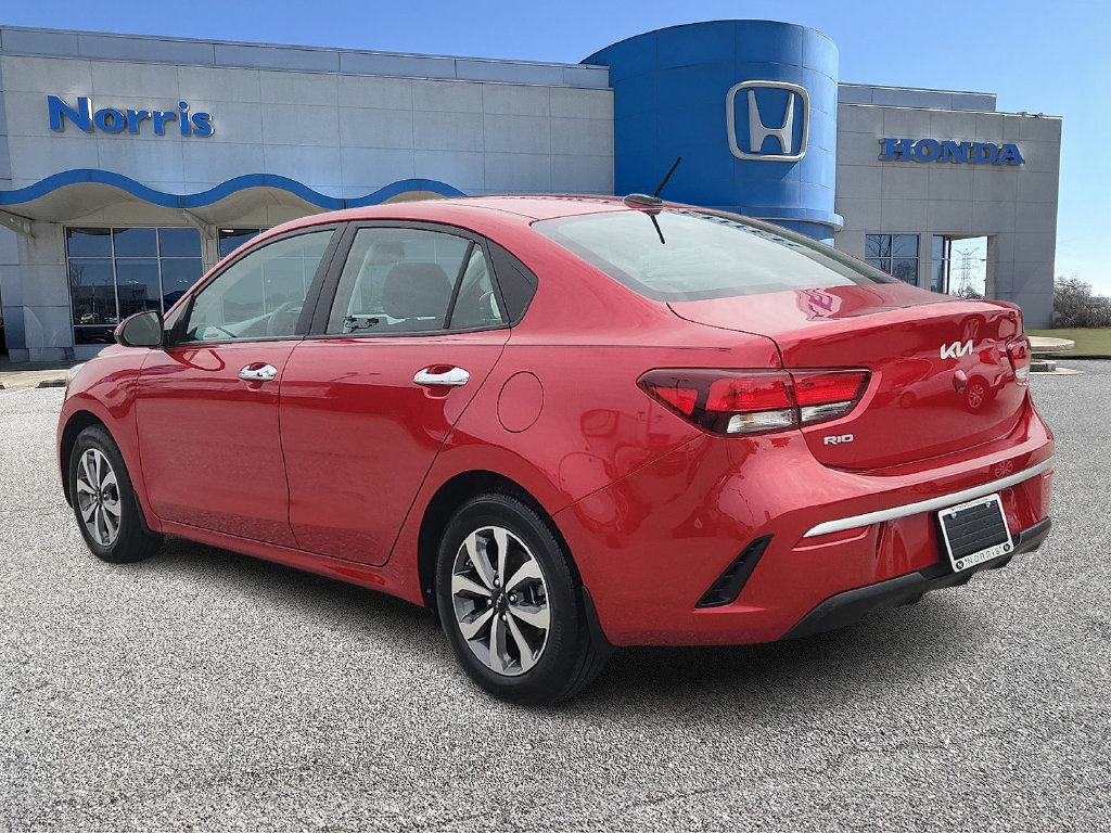 Used 2023 Kia Rio S w/ Technology Package FWD image 3