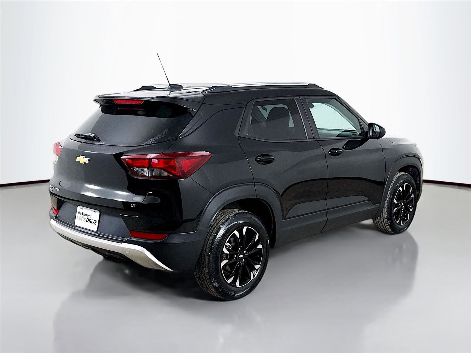 Used 2023 Chevrolet TrailBlazer LT w/ Convenience Package image 8