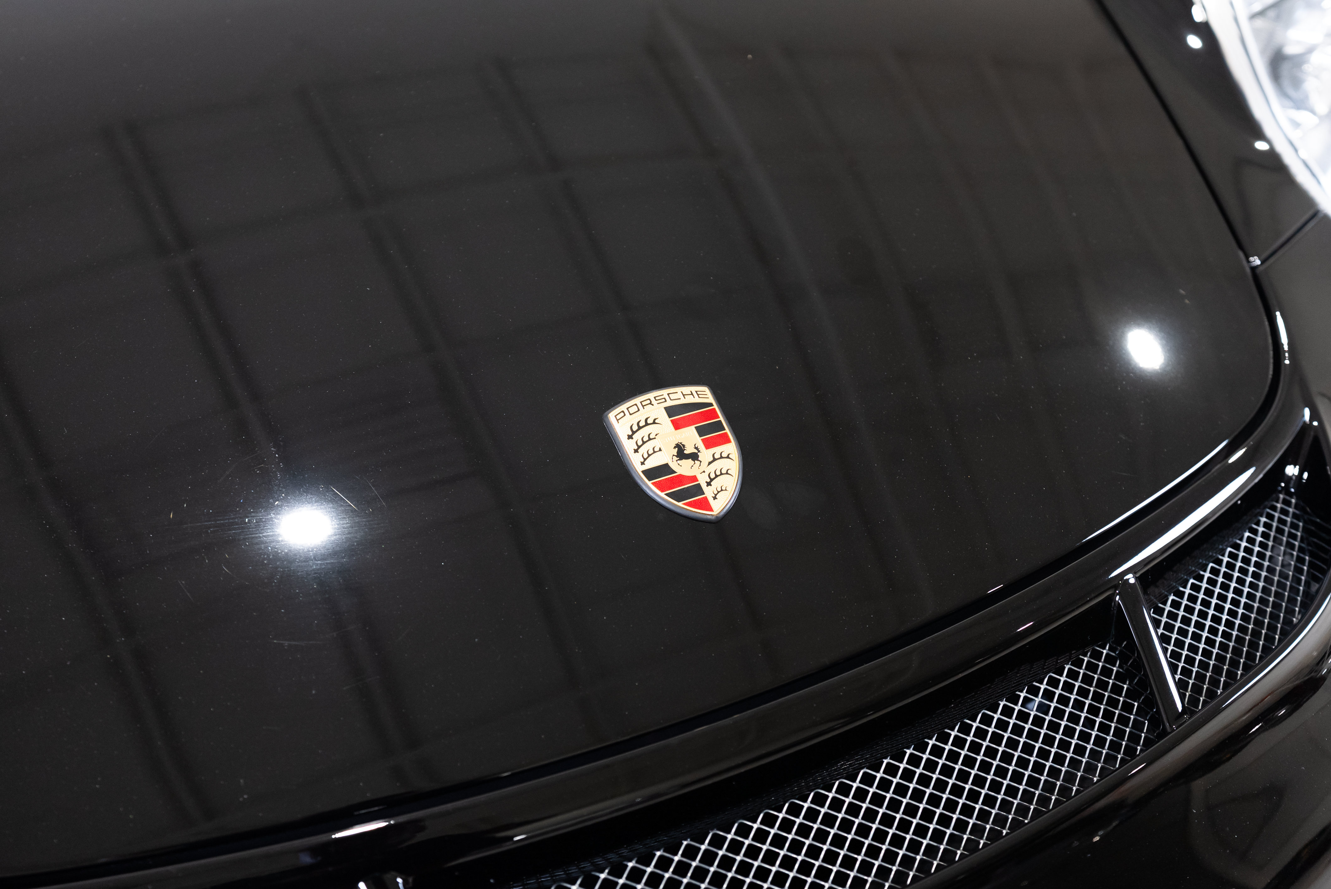 Used 2010 Porsche 911 GT3 RWD image 9