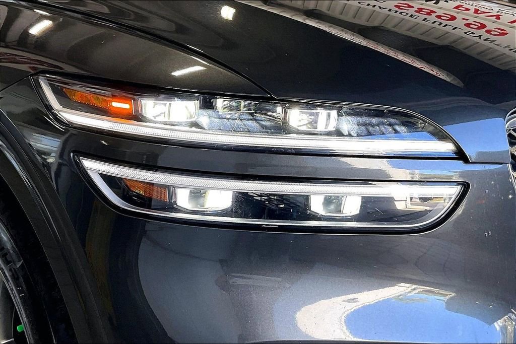 Used 2025 Genesis GV70 2.5T image 25