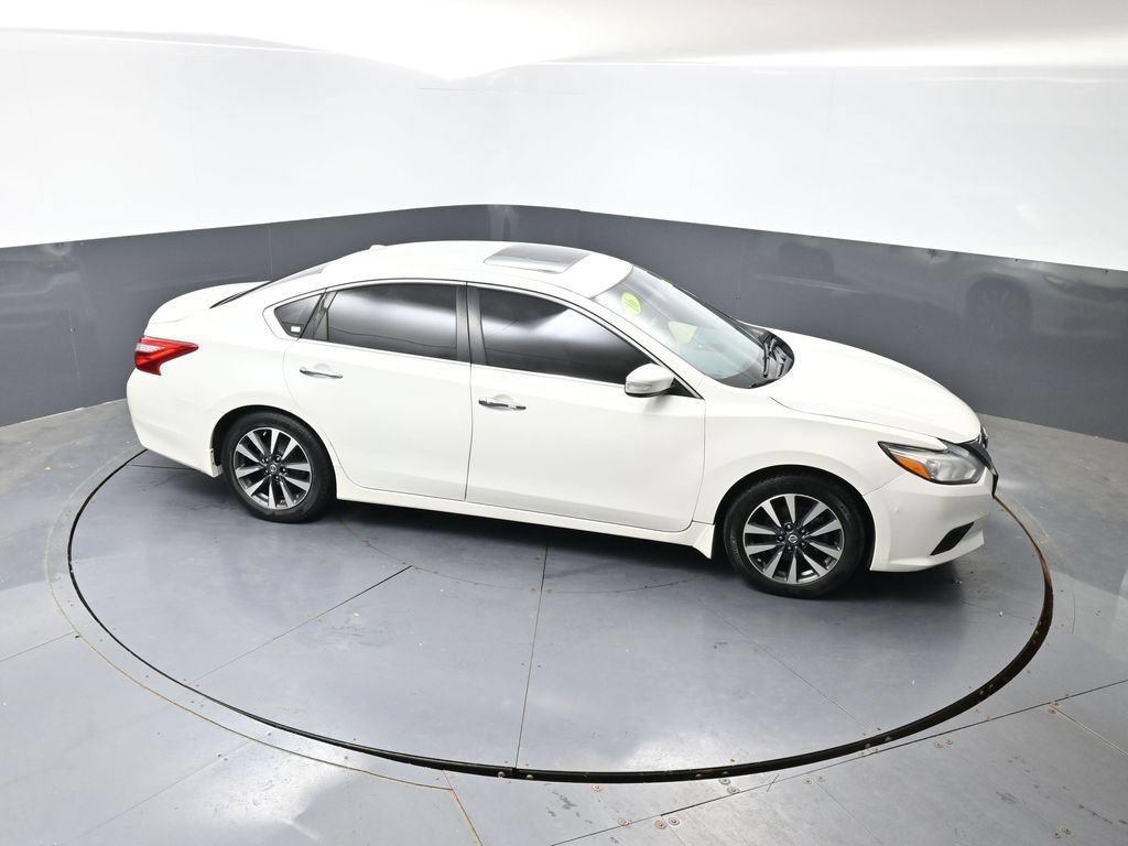 Used 2016 Nissan Altima 2.5 SL w/ 2.5 Technology Package FWD image 42